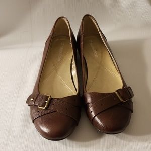 Naturalizer brown flats